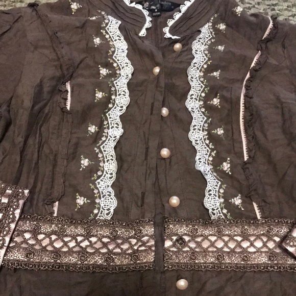 Silk blend blouse - Picture 2 of 4